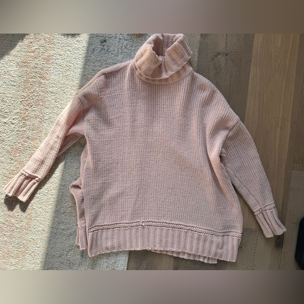 Aerie Soft Blush Turtleneck Sweater Worn Once